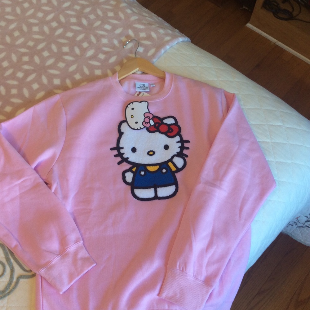 Hello kitty sweater - Picture 2 of 3